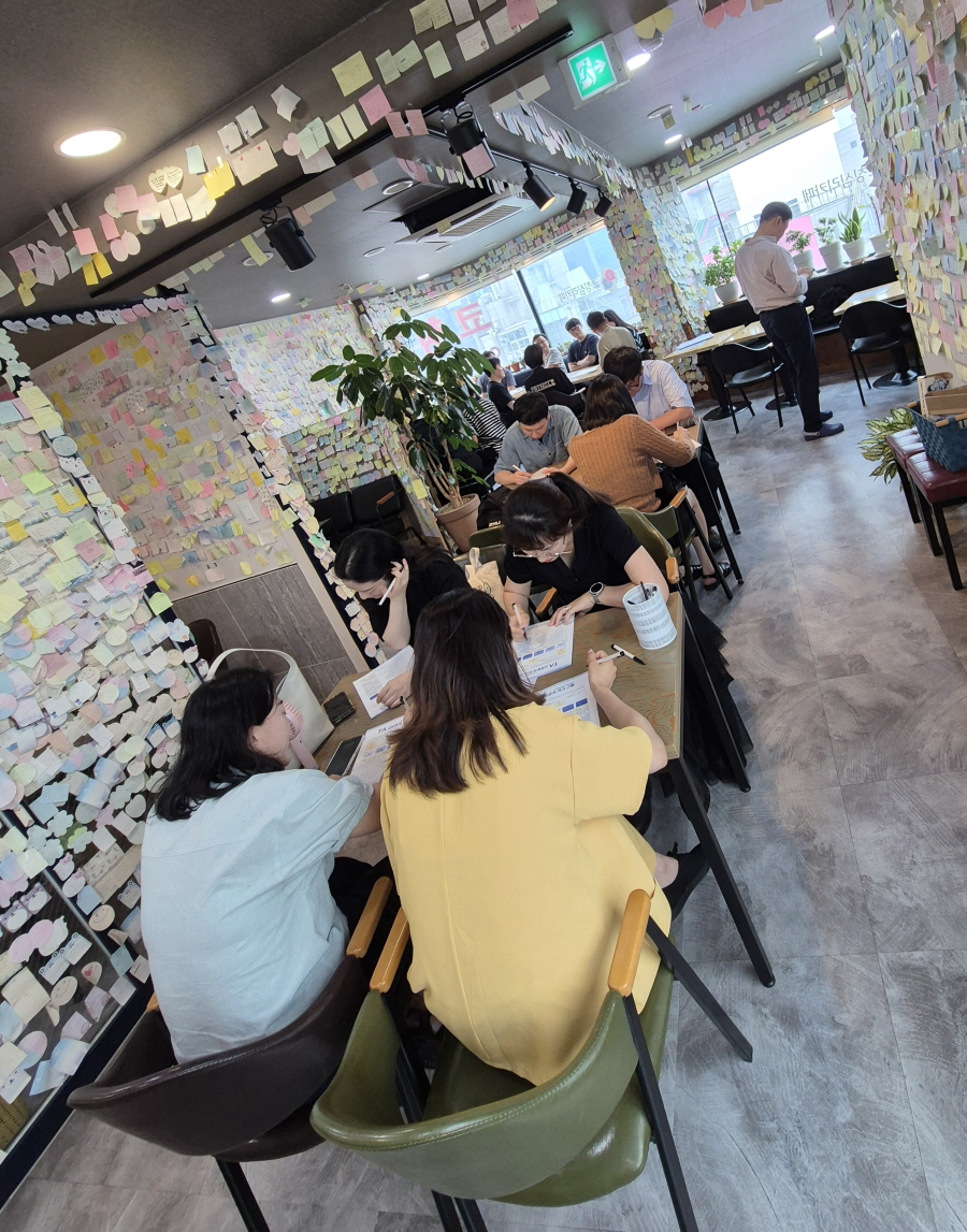 1949055918_AvQ4G0H3_676fca64b20b5218110cdd4e6548185773e9217d.jpg 이미지크게보기